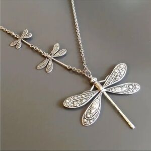 Women’s Muti Dragonfly Pendant Necklace Bohemian Charm Chain Chic Neclace
